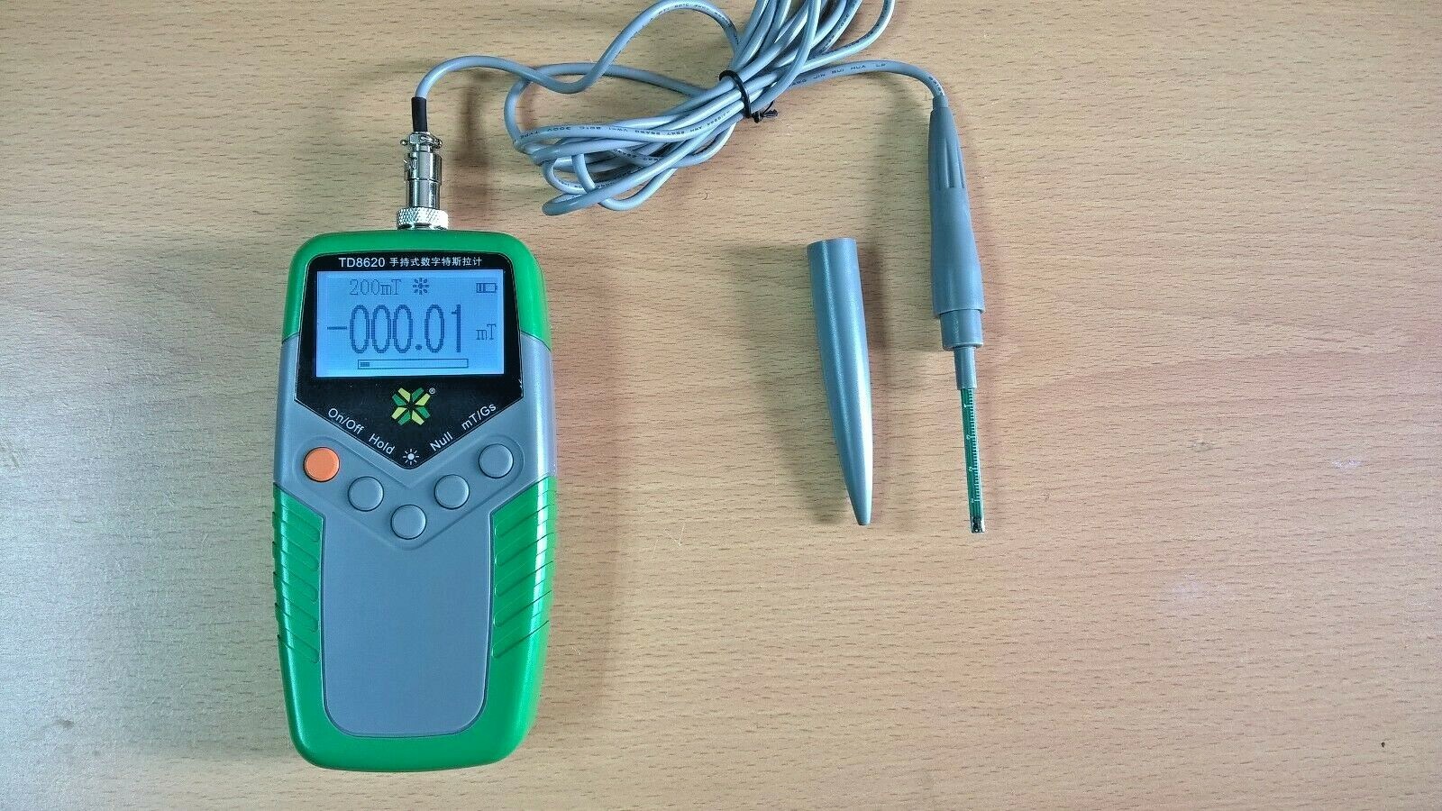 2400mT / 24000Gs DC MAGNETIC FIELD / TESLA / GAUSS METER/TESTER, 0.01mT/0.1Gs