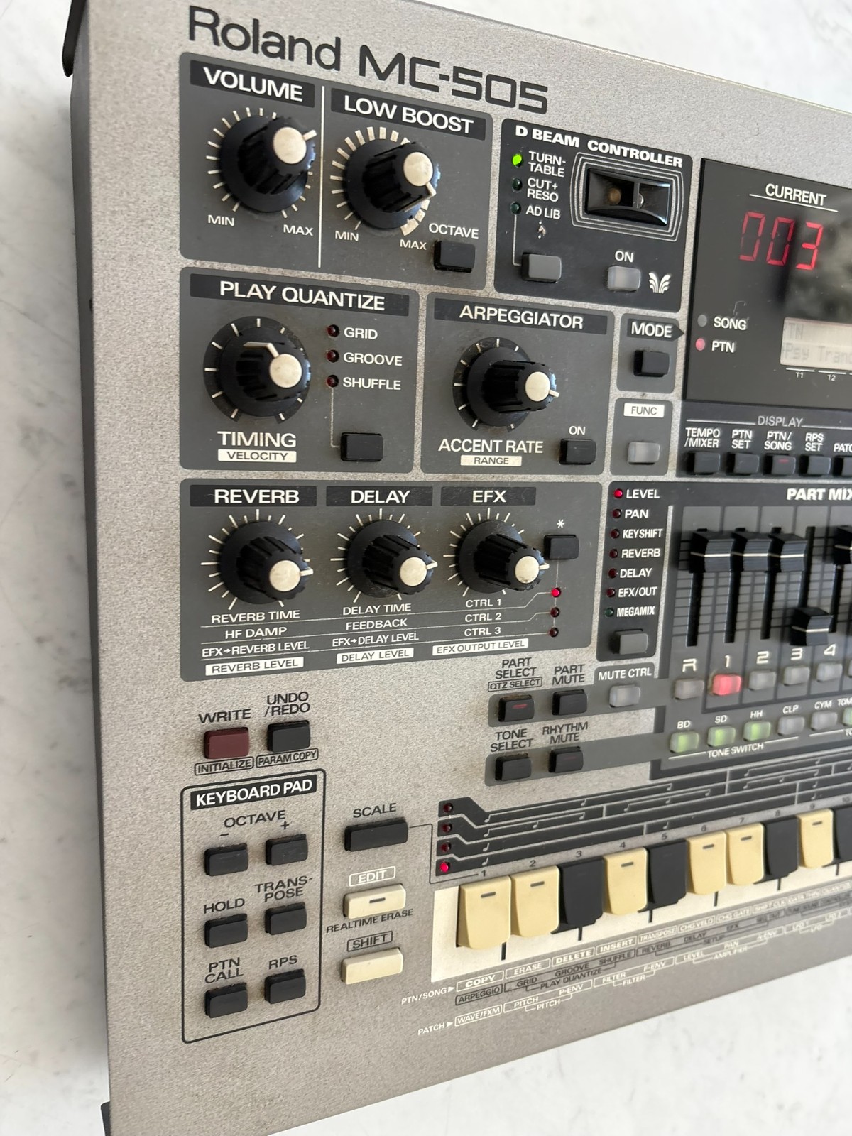 Roland MC505