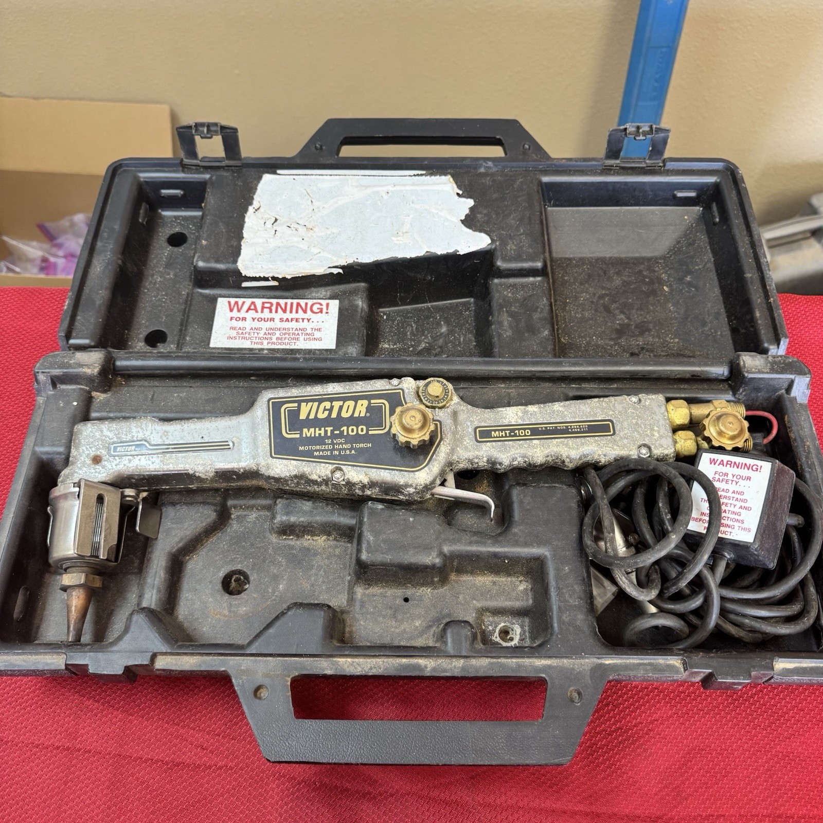 Victor MHT-100 Motorized Hand Torch 12v-dc In Hard Case With A/C Adapter