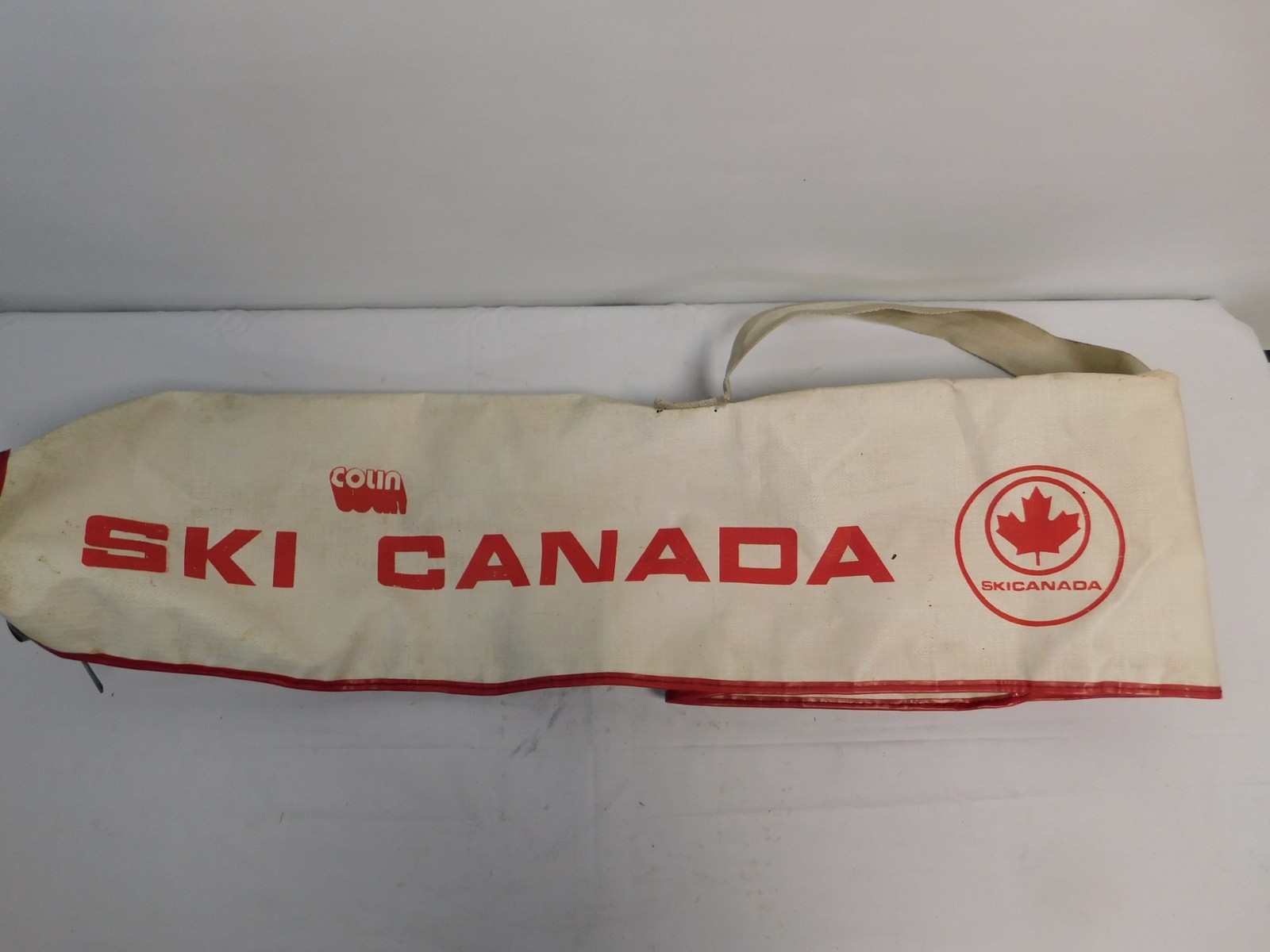 VINTAGE.COLIN SKI CANADA ,ALPINE SKI VINYL CASE,OFFICIAL ZIPPED.VG,