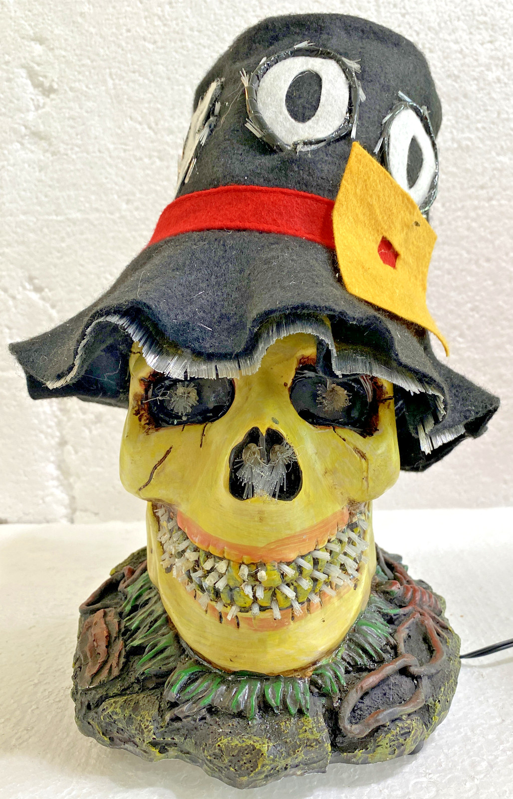 Trendmasters ~ FIBER OPTIC HALLOWEEN SCARECROW SKELETON HEAD ~ New In Box