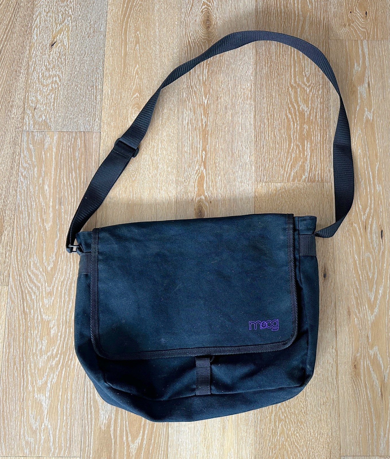 Moog Moogfest 2019 Limited Edition Messenger Laptop Bag 2019 Black Purple