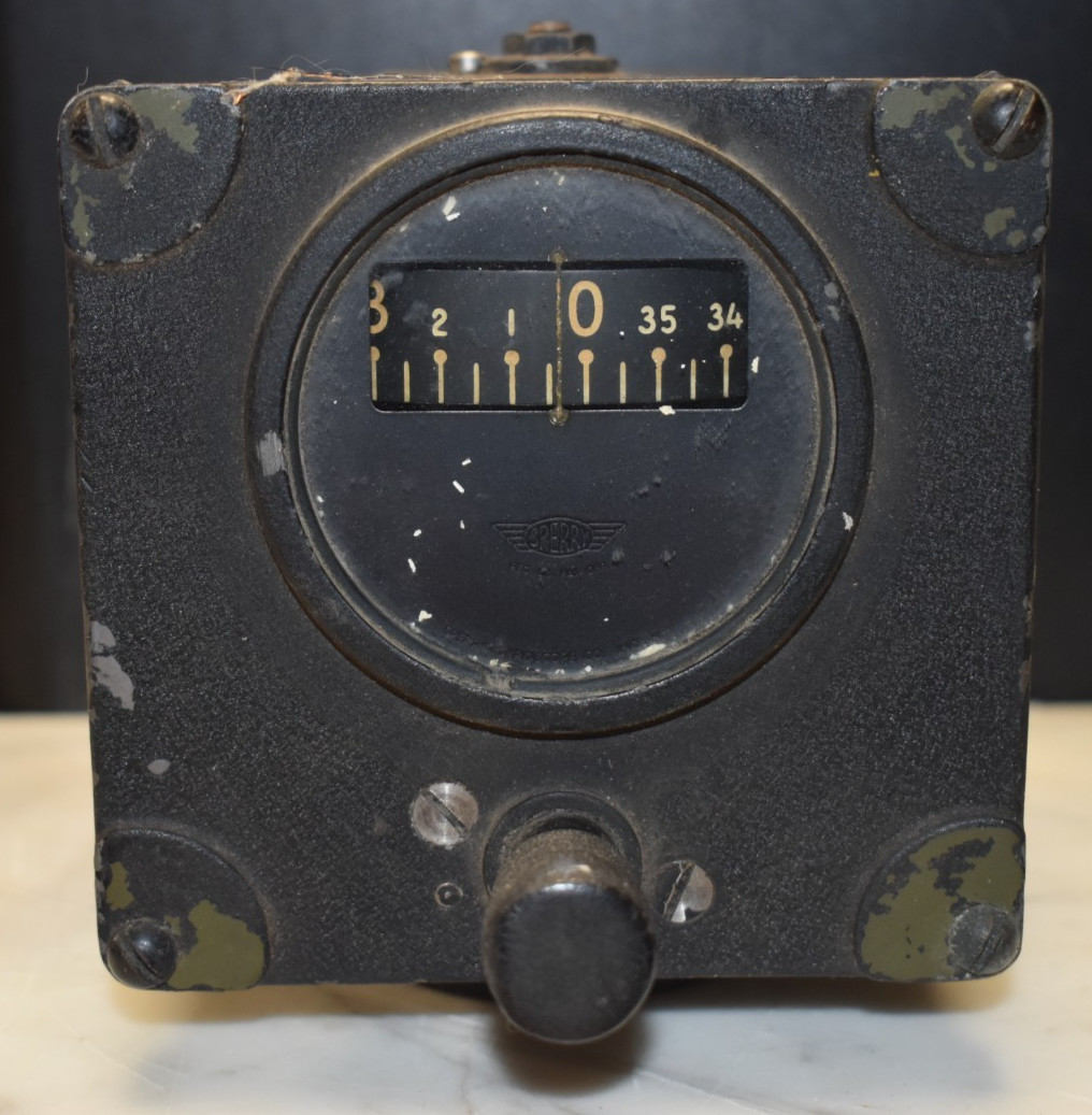 Vintage Aircraft Directional Gyro Indicator PN 646050 AN5735-1 S/N 143226
