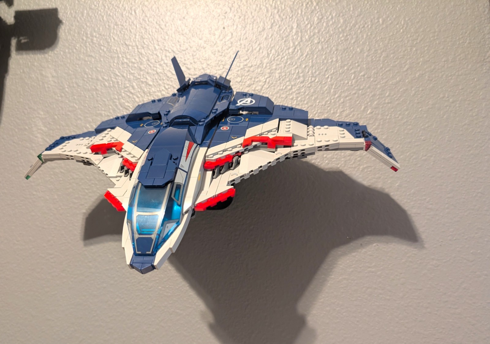Ultimate Display Solutions wall mount display for Lego 76325 Avengers Quinjet