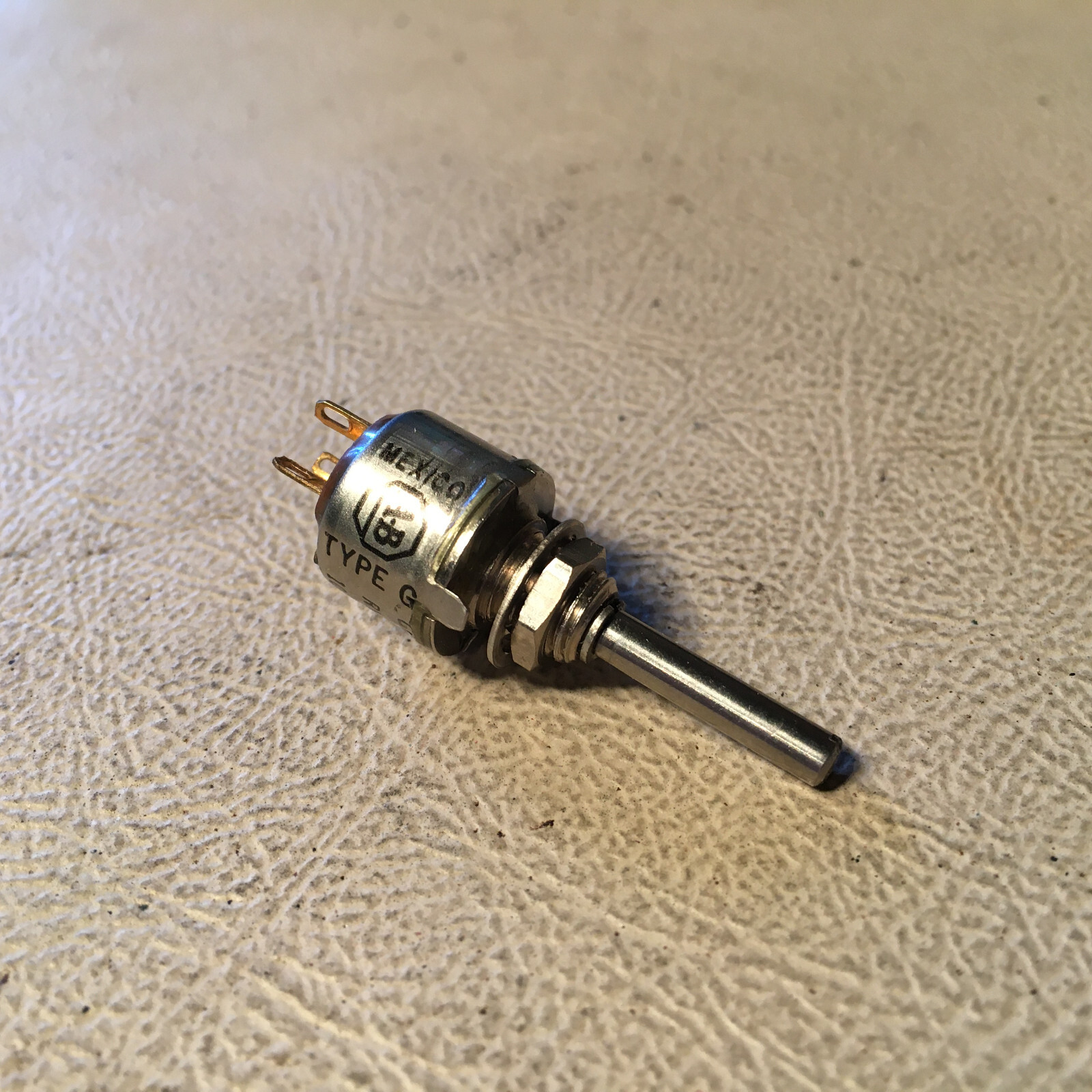 AB GA2G056S103UA aka RV6NAYSD103A pot, 10k