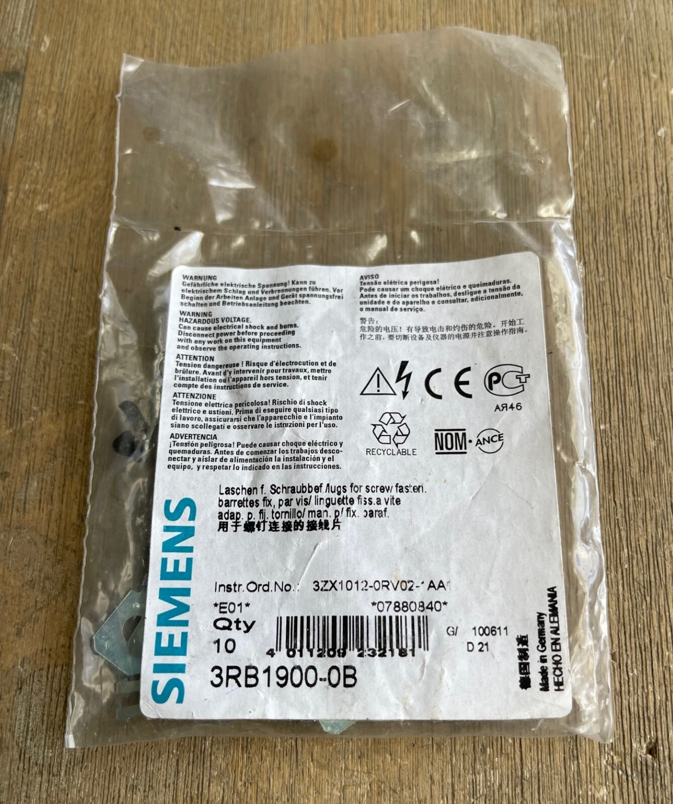 SIEMENS 3RB1900-0B PUSH-IN LUGS NEW IN SEALED PKG