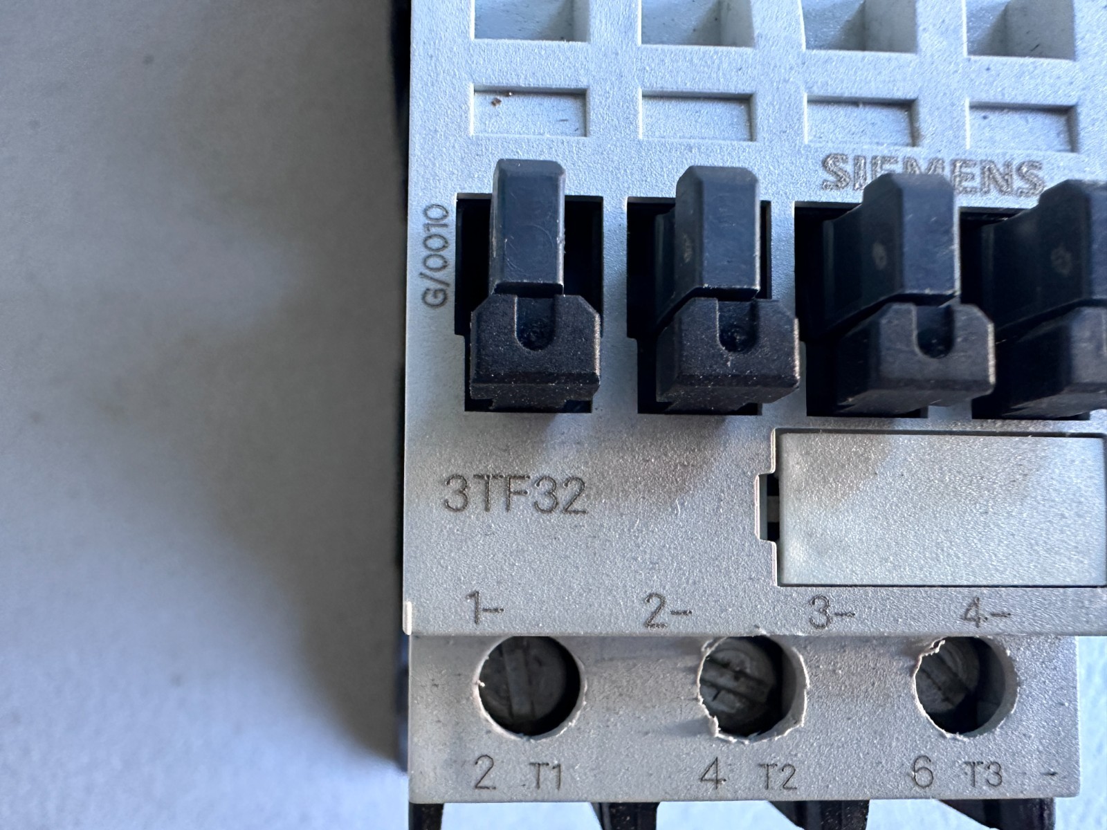 Siemens 3VH1332-1MG Modular Motor Controller w/3TF32 Contactor