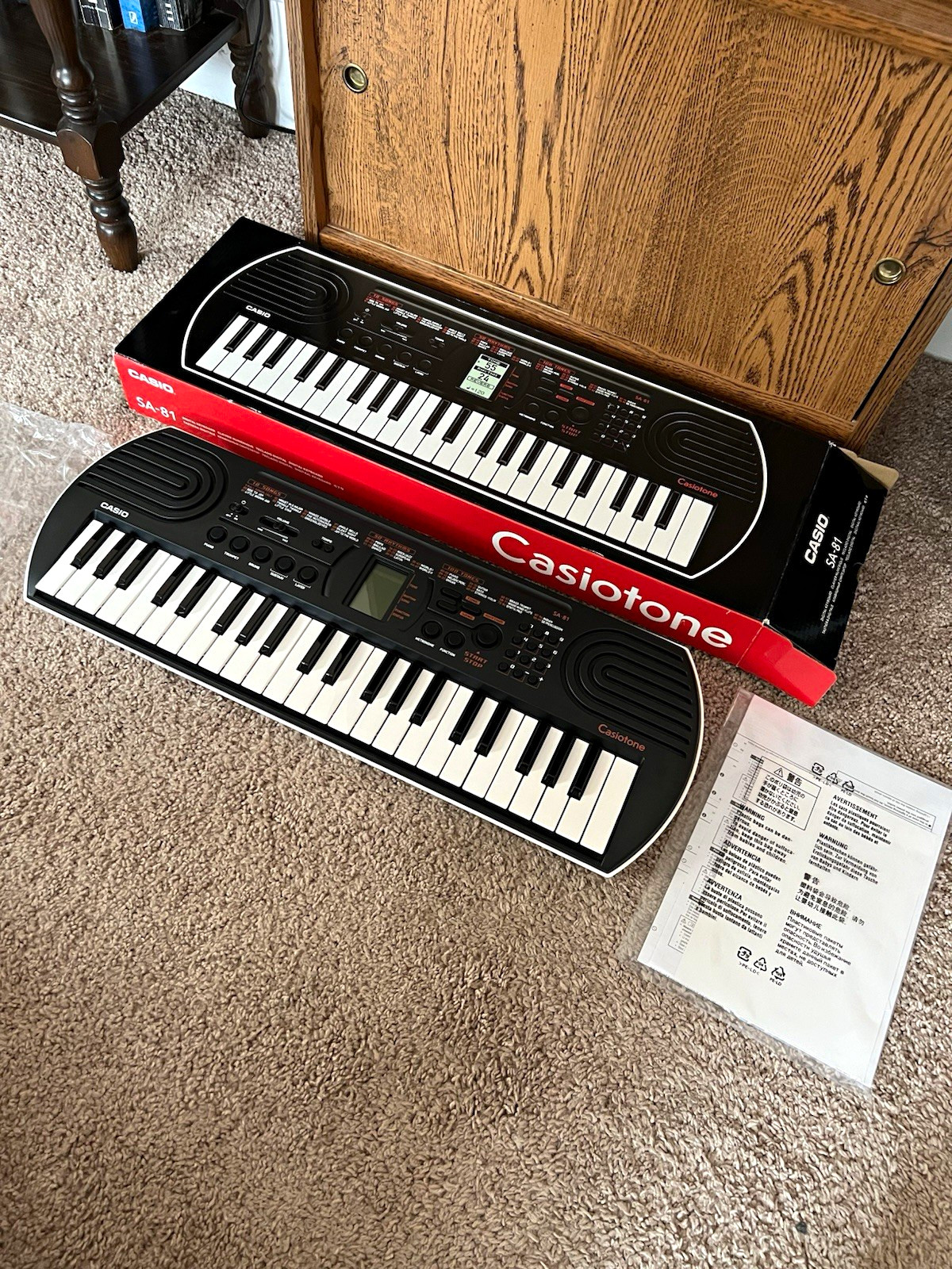 Casio Casiotone SA-81 44-Key Electronic Keyboard w/ Original Box