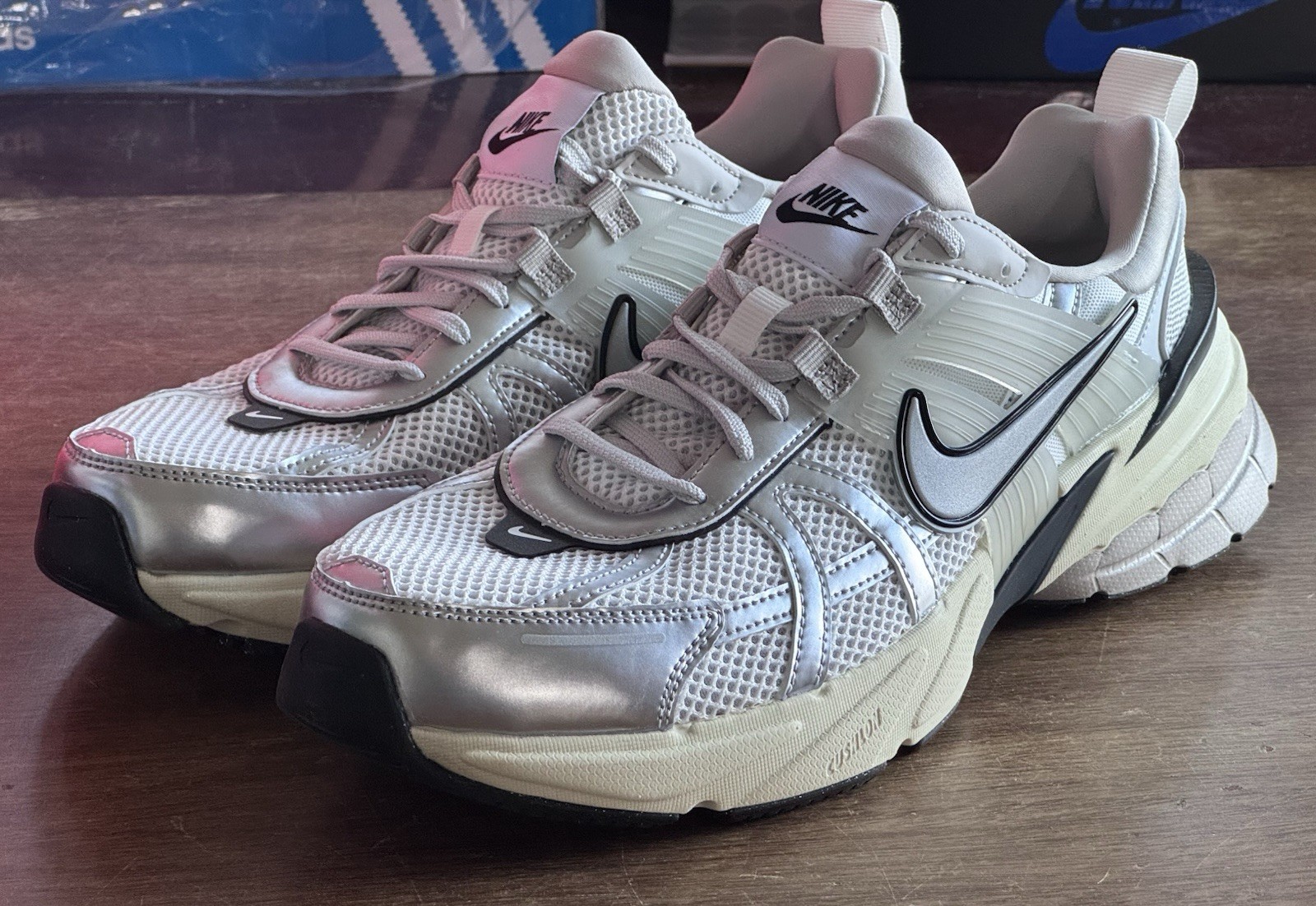 Multiple Sizes Nike V2K Run Summit White Metallic Silver HJ4497-100 NIB