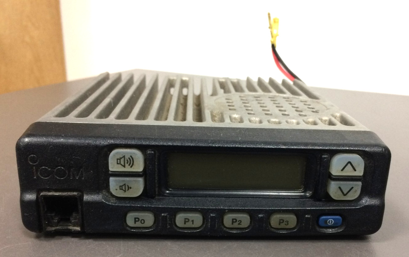 PARTS or REPAIRS ONLY, ICOM IC-F420-10, UHF, 32 CH, PARTS or REPAIRS