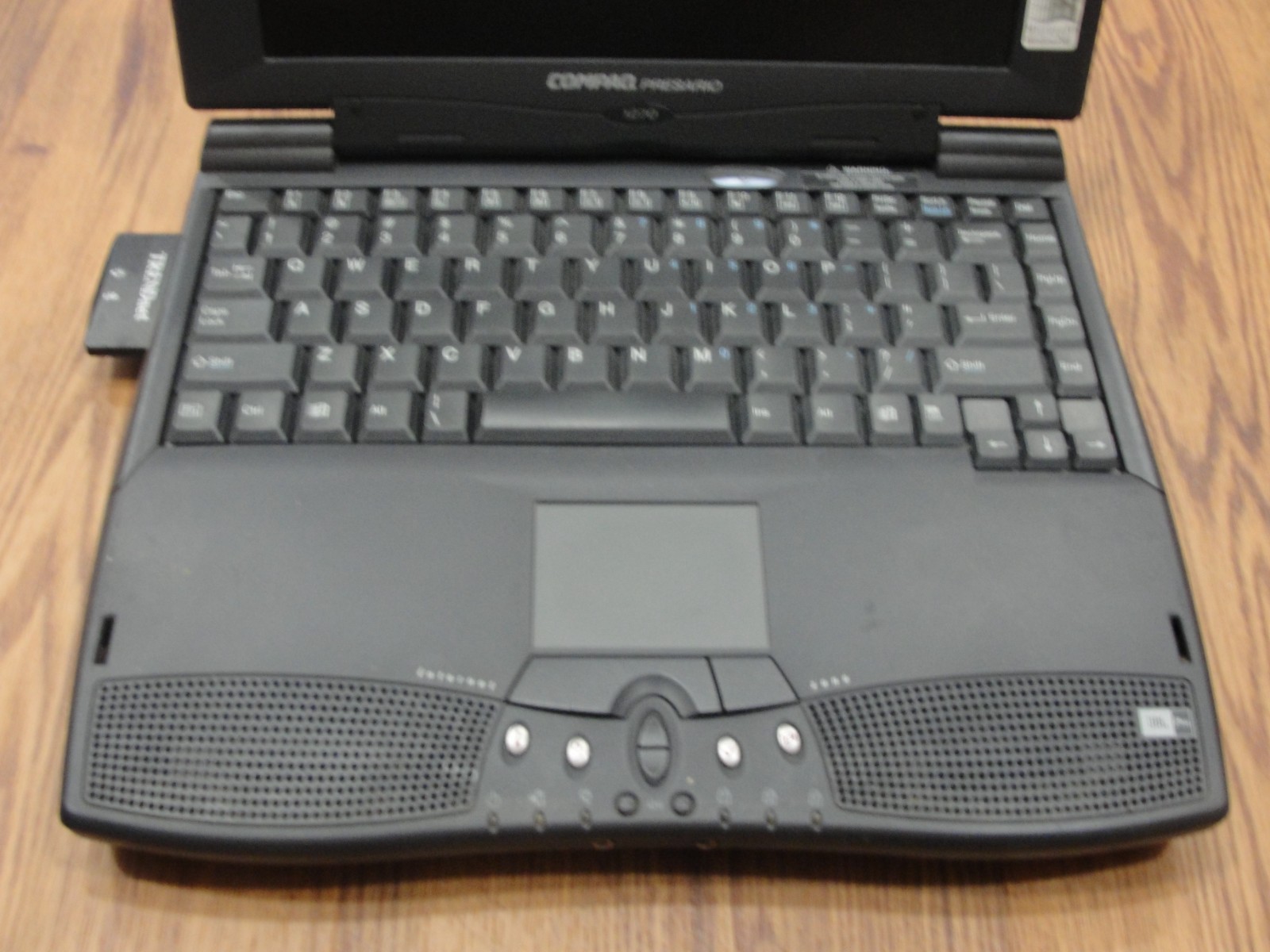 Compaq Presario 1270 Vtg. Laptop Y2K Win98 Floppy CD-ROM USB Untested