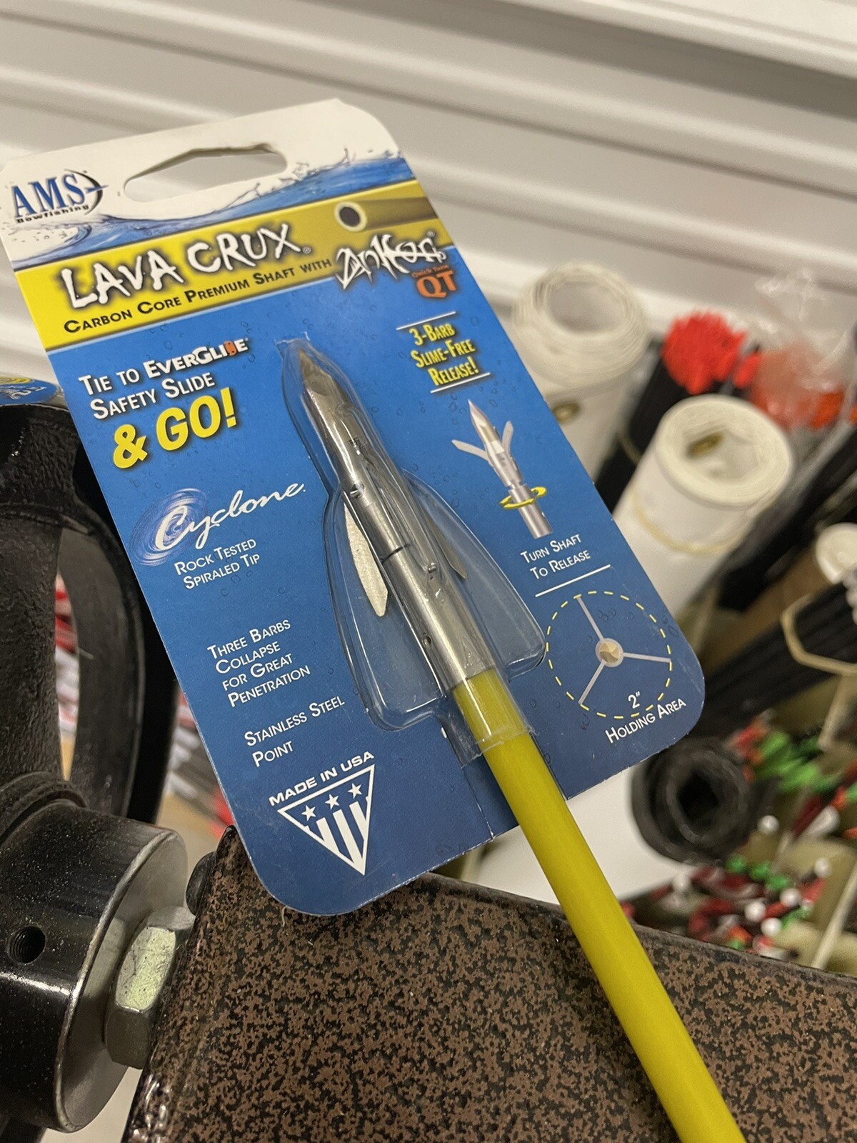 AMS BOWFISHING AnKor QT Point Lava Crux Carbon Cored Fiberglass Arrow (A607)
