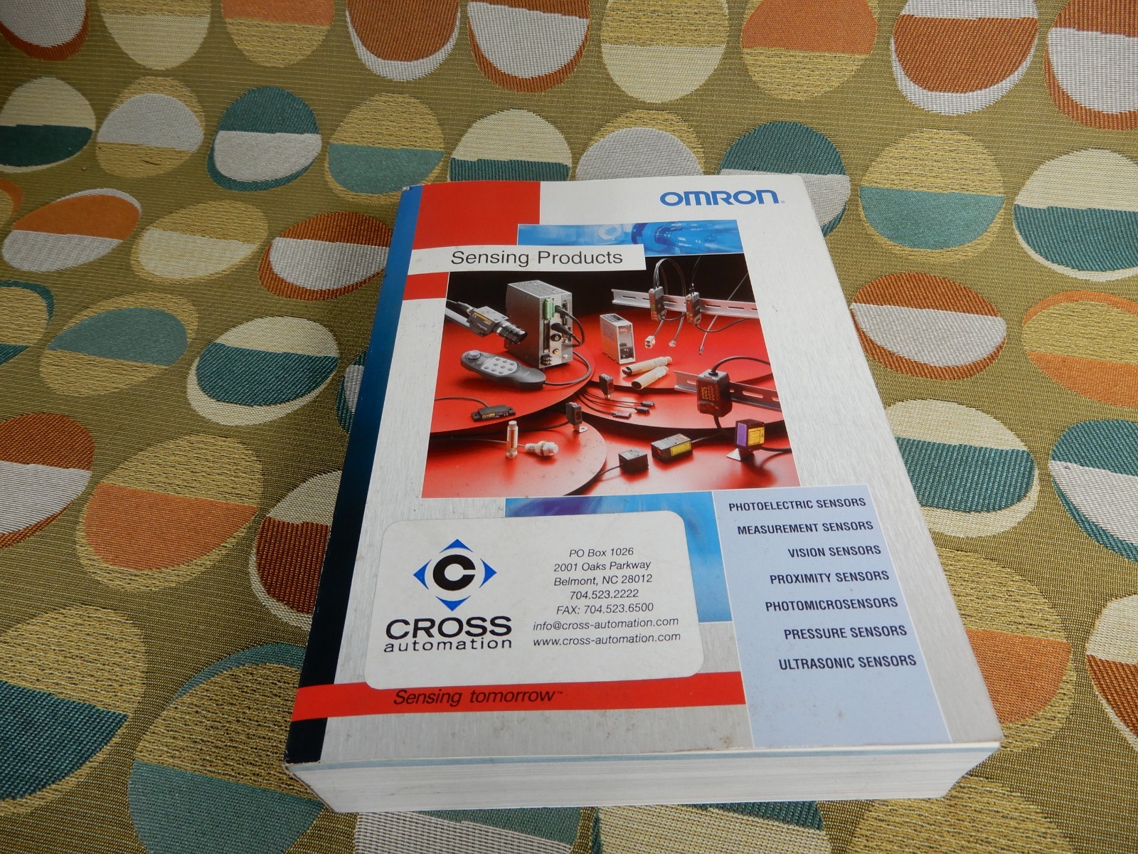 Omron Electronics 2004 Full Line Catalog