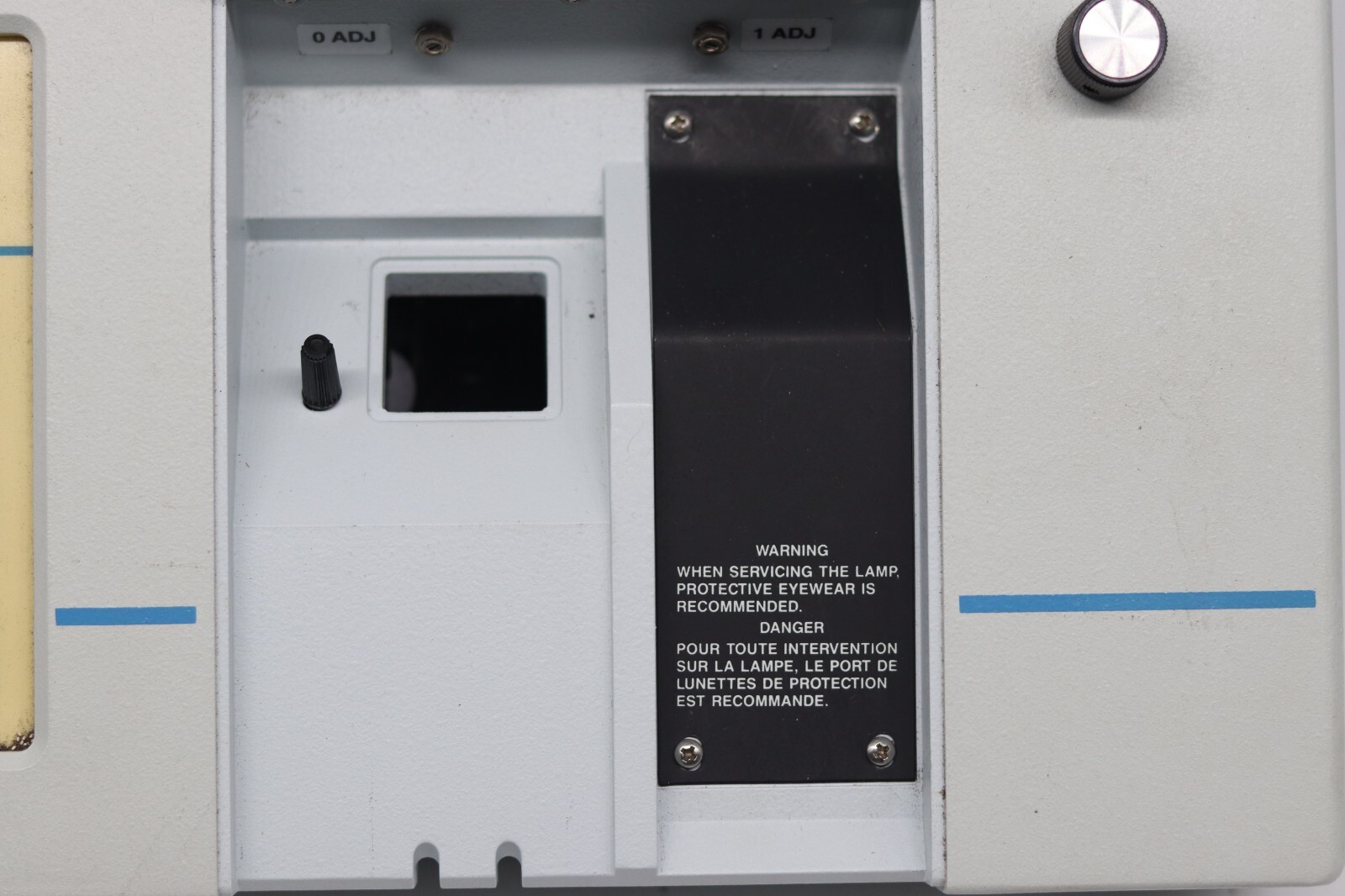 Hach DR/3000 Spectrophotometer