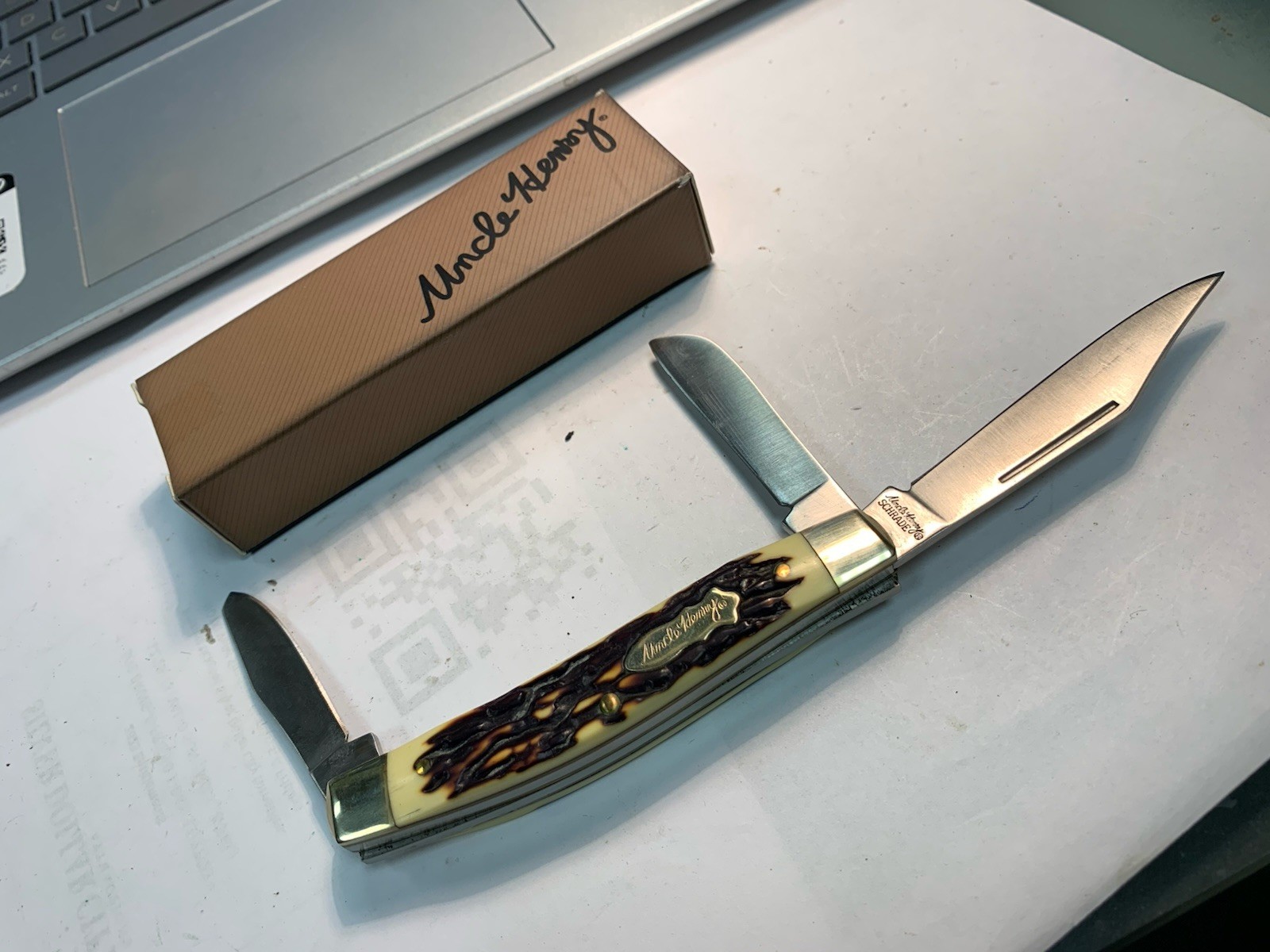 Uncle Henry Senior Rancher Folding Knife w/3 Stainless Steel Blades. #885UH New