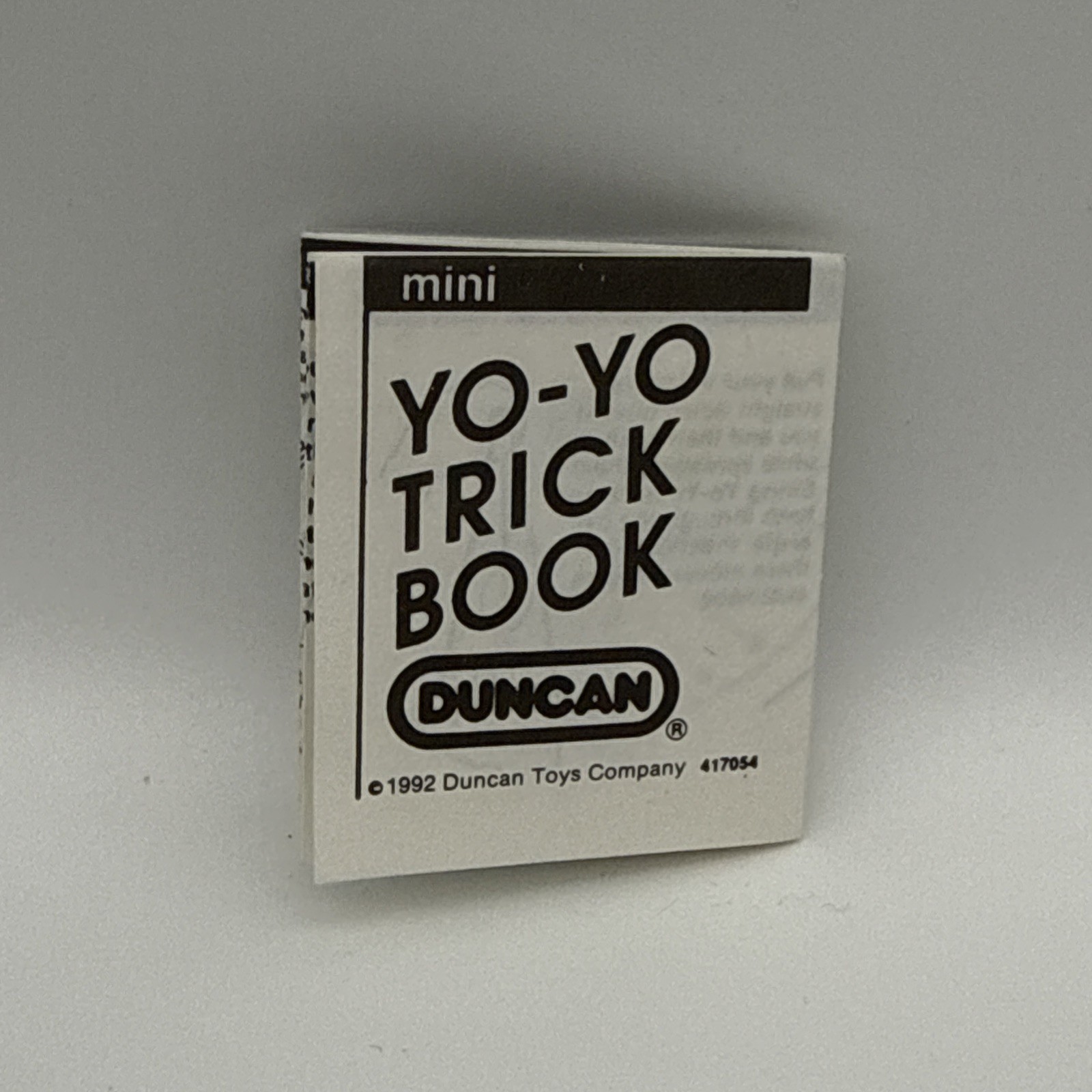 Vintage 1992 DUNCAN Mini Yo-Yo Trick Book - Small Paper Pamphlet EX Condition