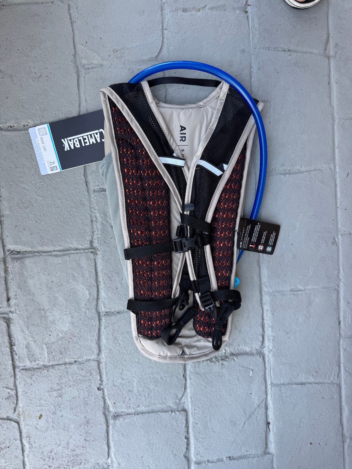 Camelbak Rogue Aluminum Color