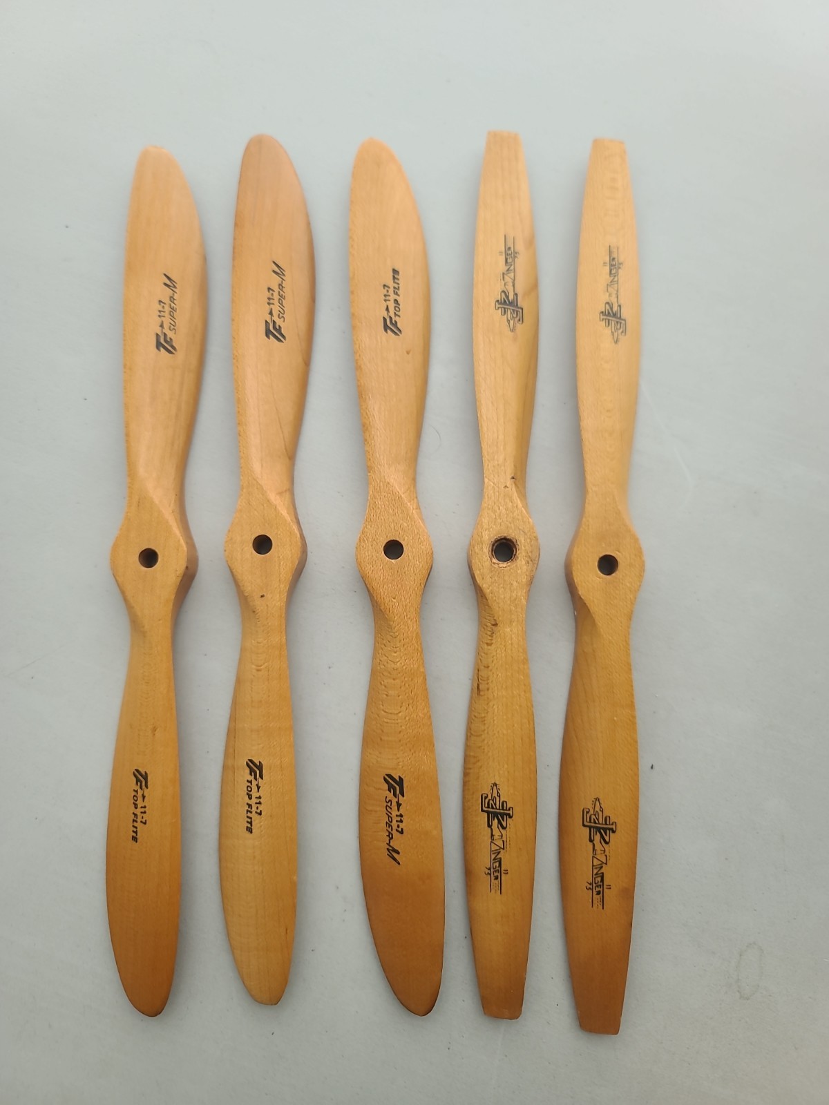 LOT Model Airplane Propellers (11-7 TOP FLITE, 11-7.5 ZINGER)