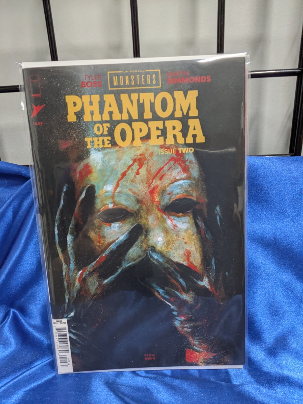Universal Monsters Phantom Of The Opera #2 (Of 4) Cvr A Martin Simmonds