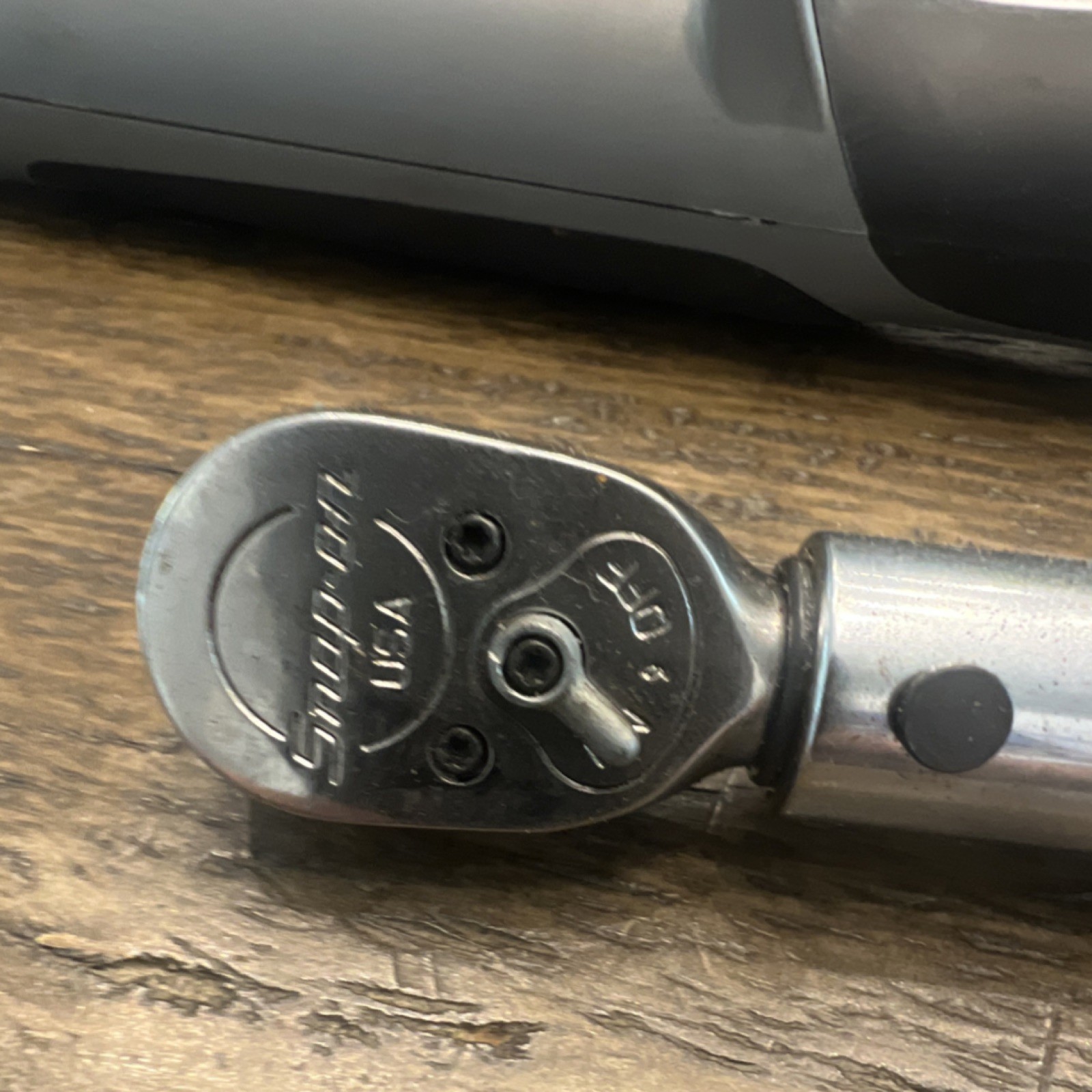 Snap-on QC2R100 Click Torque Wrench 3/8 in Ratcheting Adjustable Chrome Steel