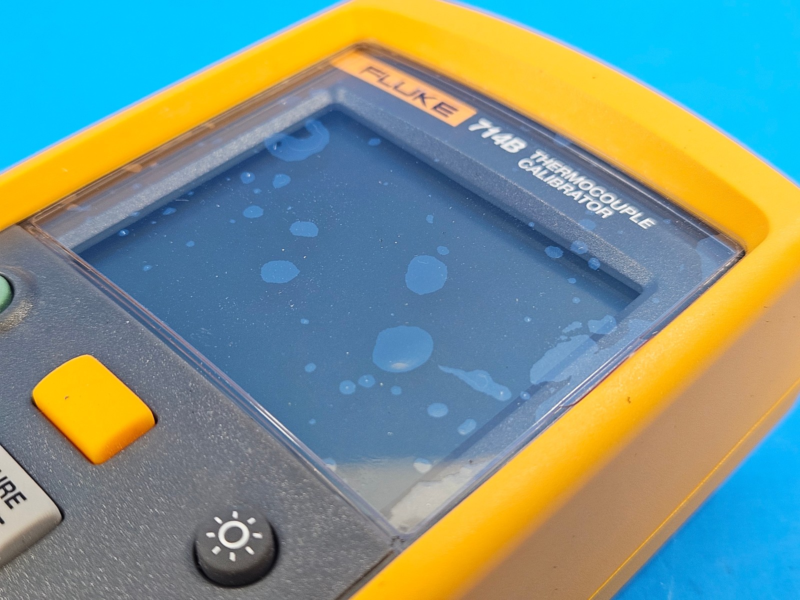 Fluke 714B Thermocouple Industrial Process Calibrator Meter Multimeter