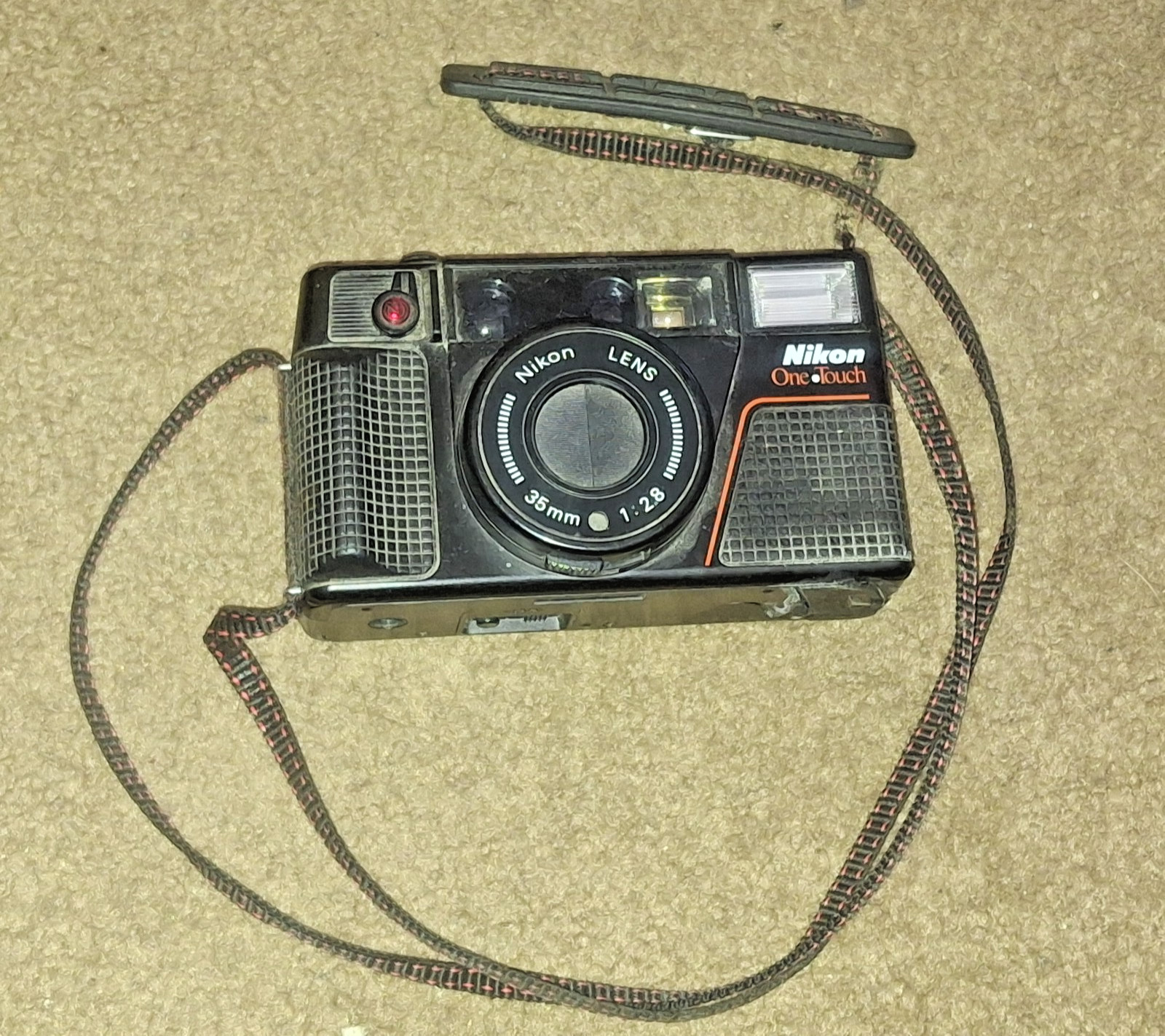 NIKON ONE TOUCH 35mm FILM CAMERA 1:2.8 UNTESTED