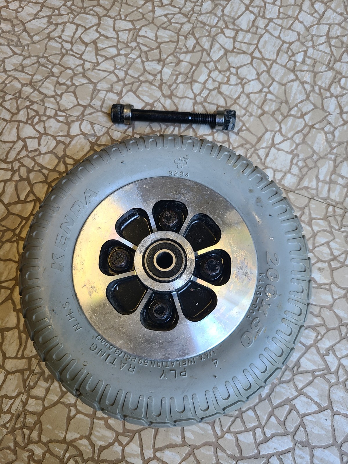 Invacare Zoom 220 front wheel