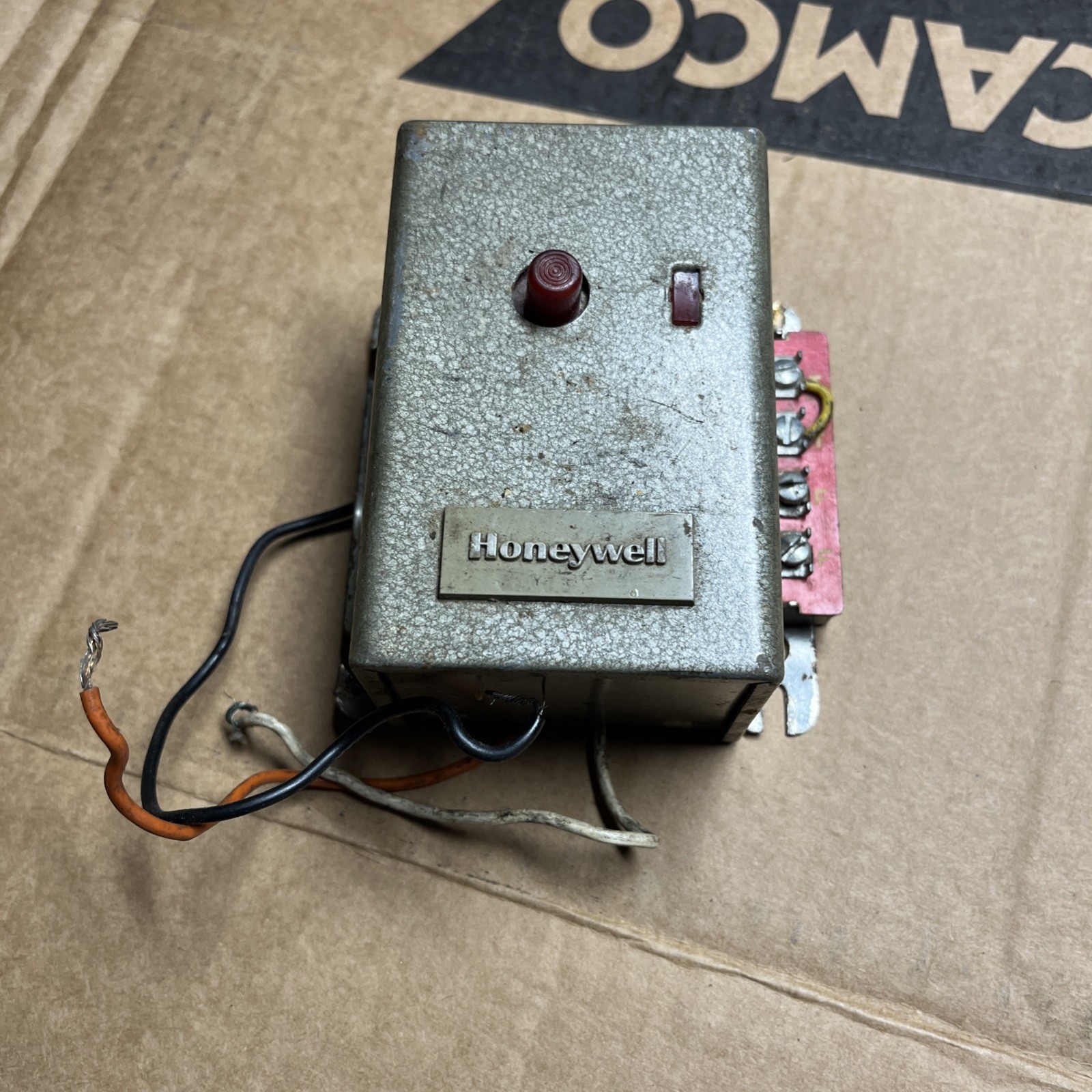 Sid Harvey’s Thermostat R75-39R