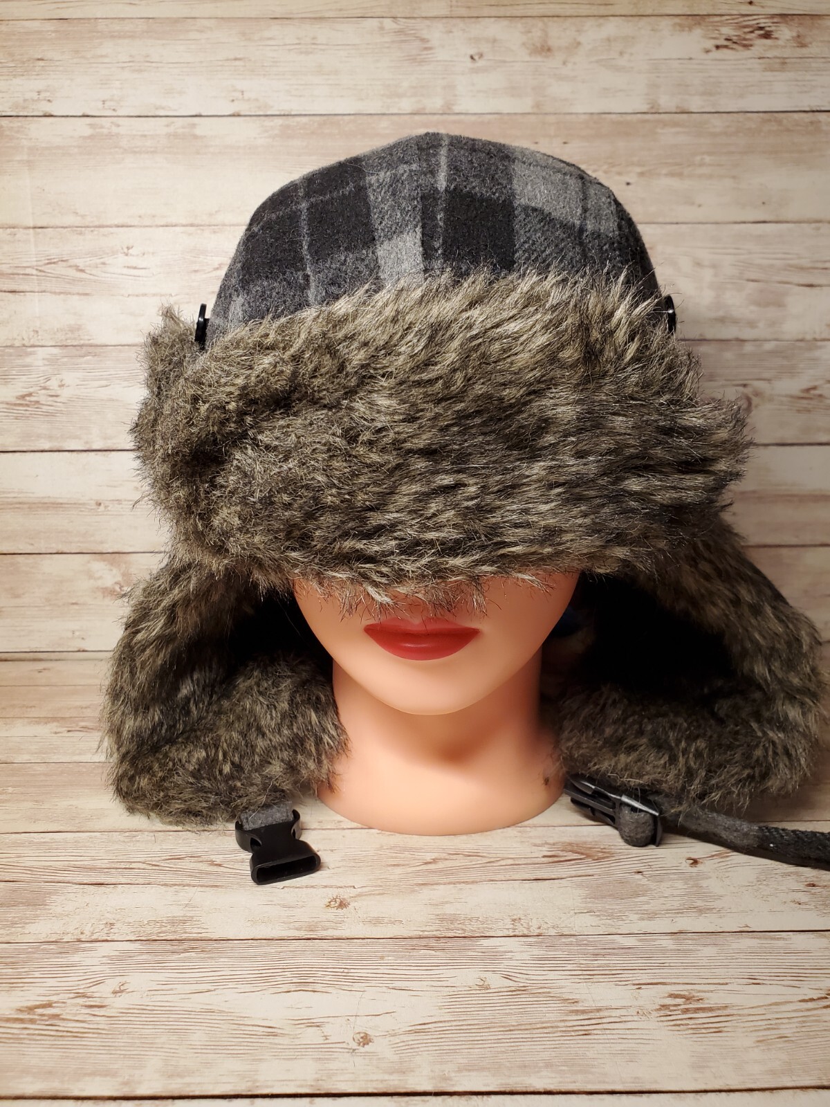 Kids Winter Trapper Hat with Large Ear Flaps, 6-10 Years