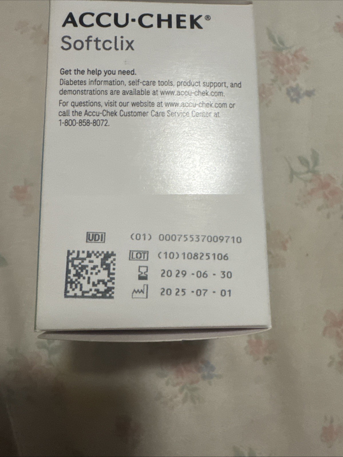 Accu-Chek Softclix Lancets 100 Count New Sealed Box
