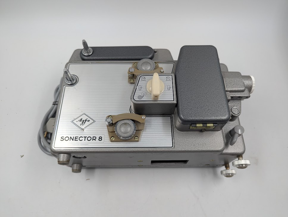Agfa Sonector 8 Film Projector - Tested Power On/Of