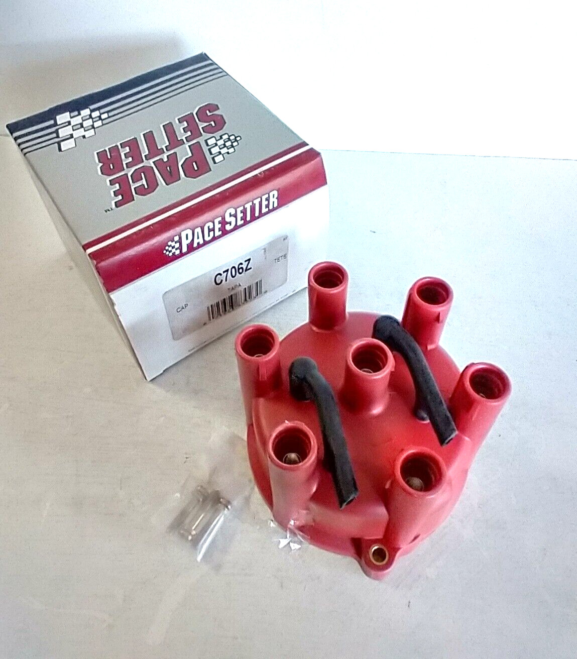NEW Distributor Cap PACE SETTER C706Z