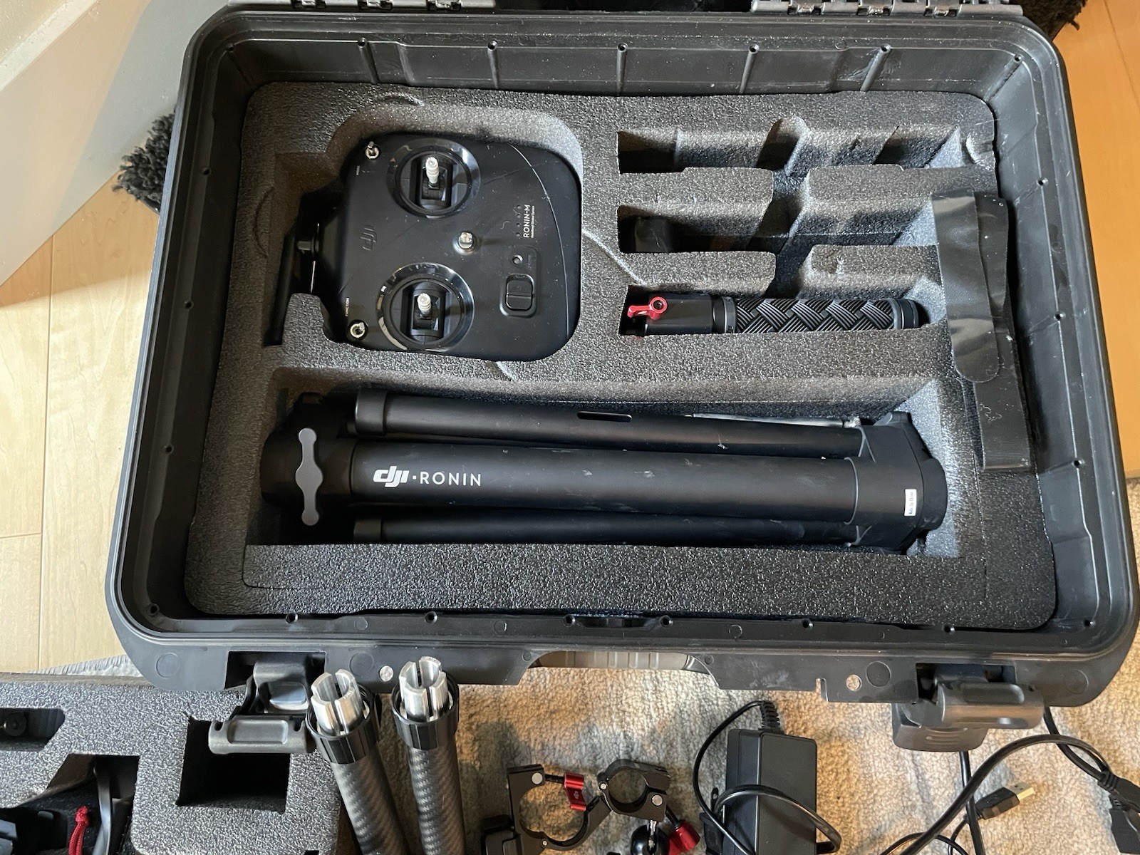DJI Ronin M 3-Axis Handheld Gimbal Stabilizer Kit & Hard Case ~REPLACE BATTERIES