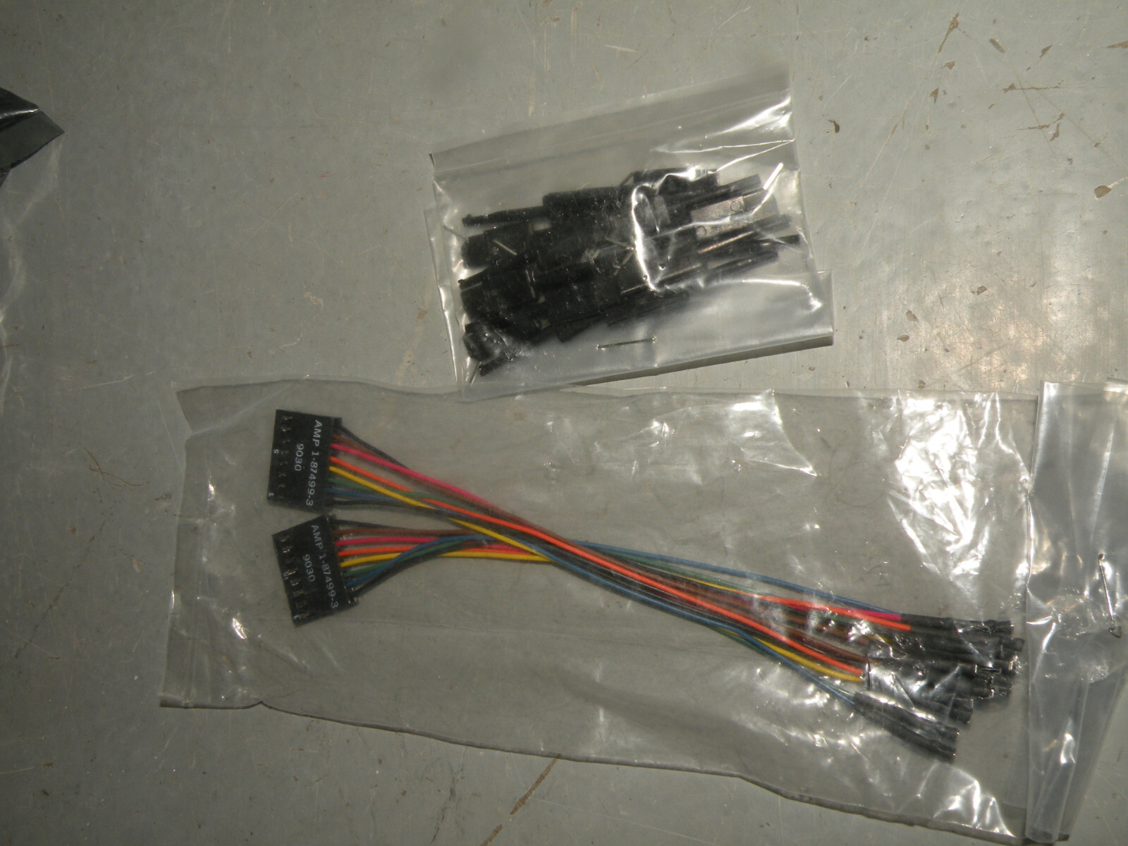 Philips Data Pod PF 8600 With Cables and Pins