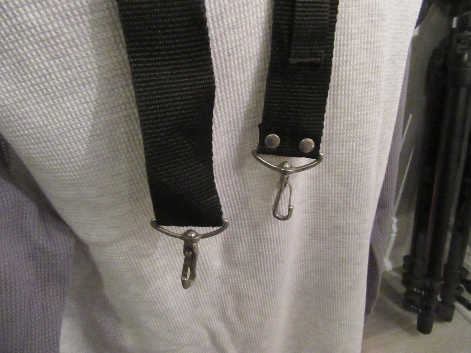Nice Used Non-Hippie Boring Solid Camera Strap Looks Nice Good Condition