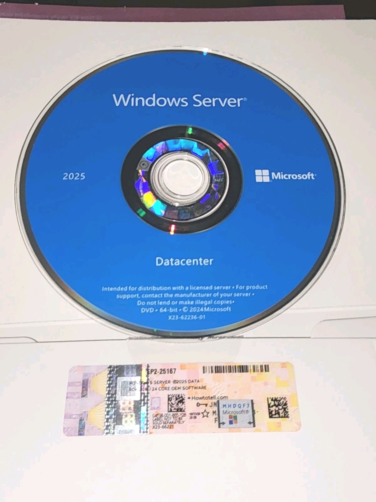 Microsoft Windows Server 2025 Datacenter- 24 Core License, Genuine OEM Pack, DVD