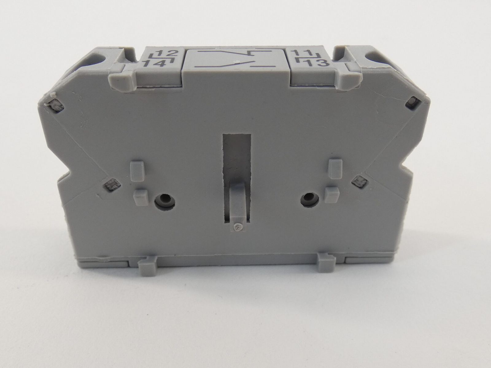 Siemens 3LD9200-5B Auxiliary Switch 600V 10A - NEW Surplus!