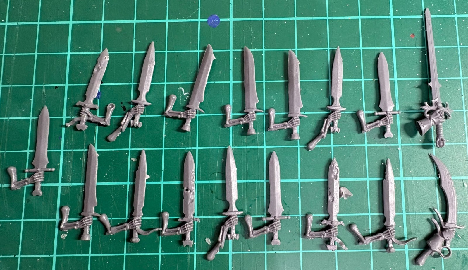 Warhammer Fantasy Vampire Counts Skeleton Warriors Swords Bundle Vintage Bits