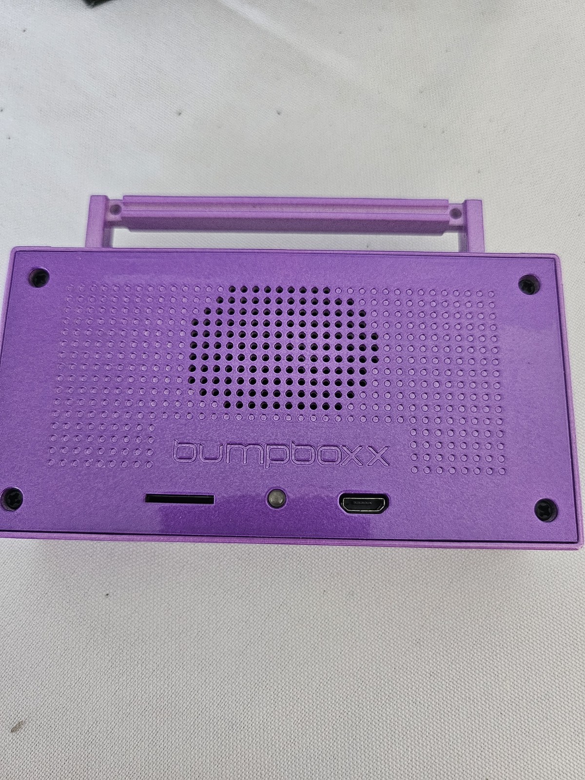 BUMPBOXX Purple Bluetooth Wireless Speaker Microboom W/Charger & Chain