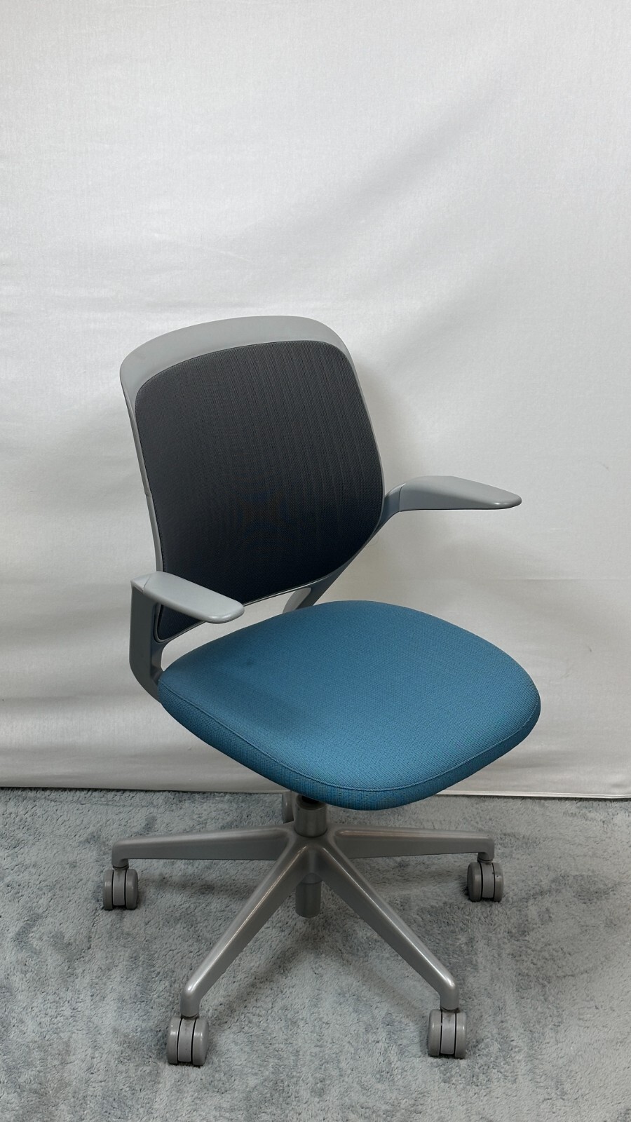 Steelcase Cobi Chair (Blue)