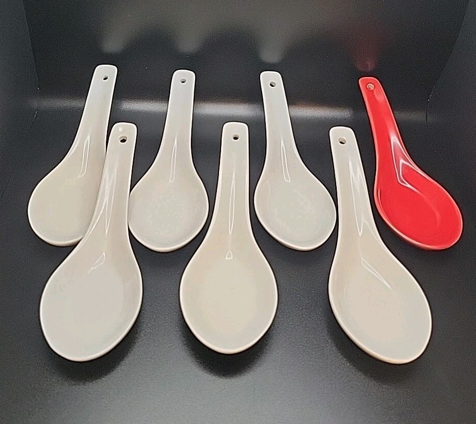 Pier 1 Soup Spoons Porcelain Glaze Set Of 6 White And 1 Bonus Red Spoon Ramen
