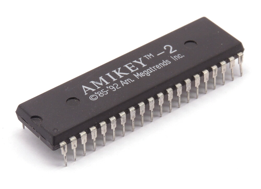 American Megatrends AMIKEY-2 DIP-40 Keyboard BIOS Controller Microcontroller IC