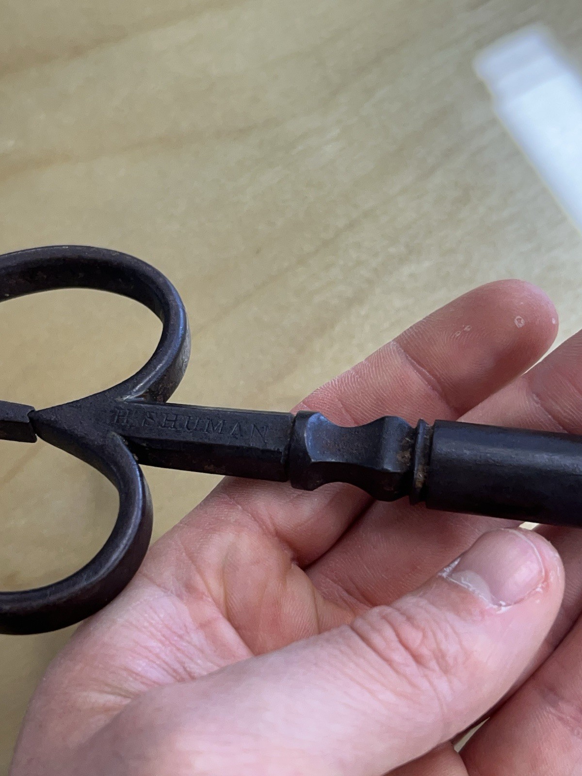ANTIQUE BLACKSMITH NAUTICAL IRON WORK MARLIN ROPE SPIKE SIGNED " H. SHUMAN "