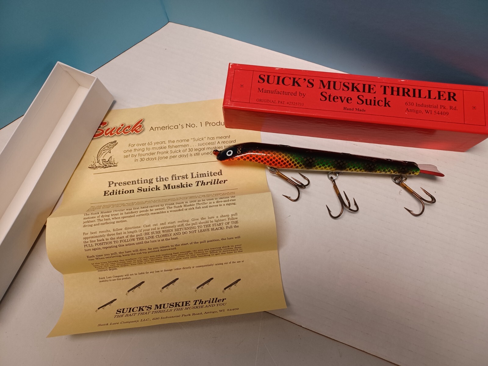 Suick 2008 245 of 400 Signed Limited Edition Muskie Thriller - Perch - NIB