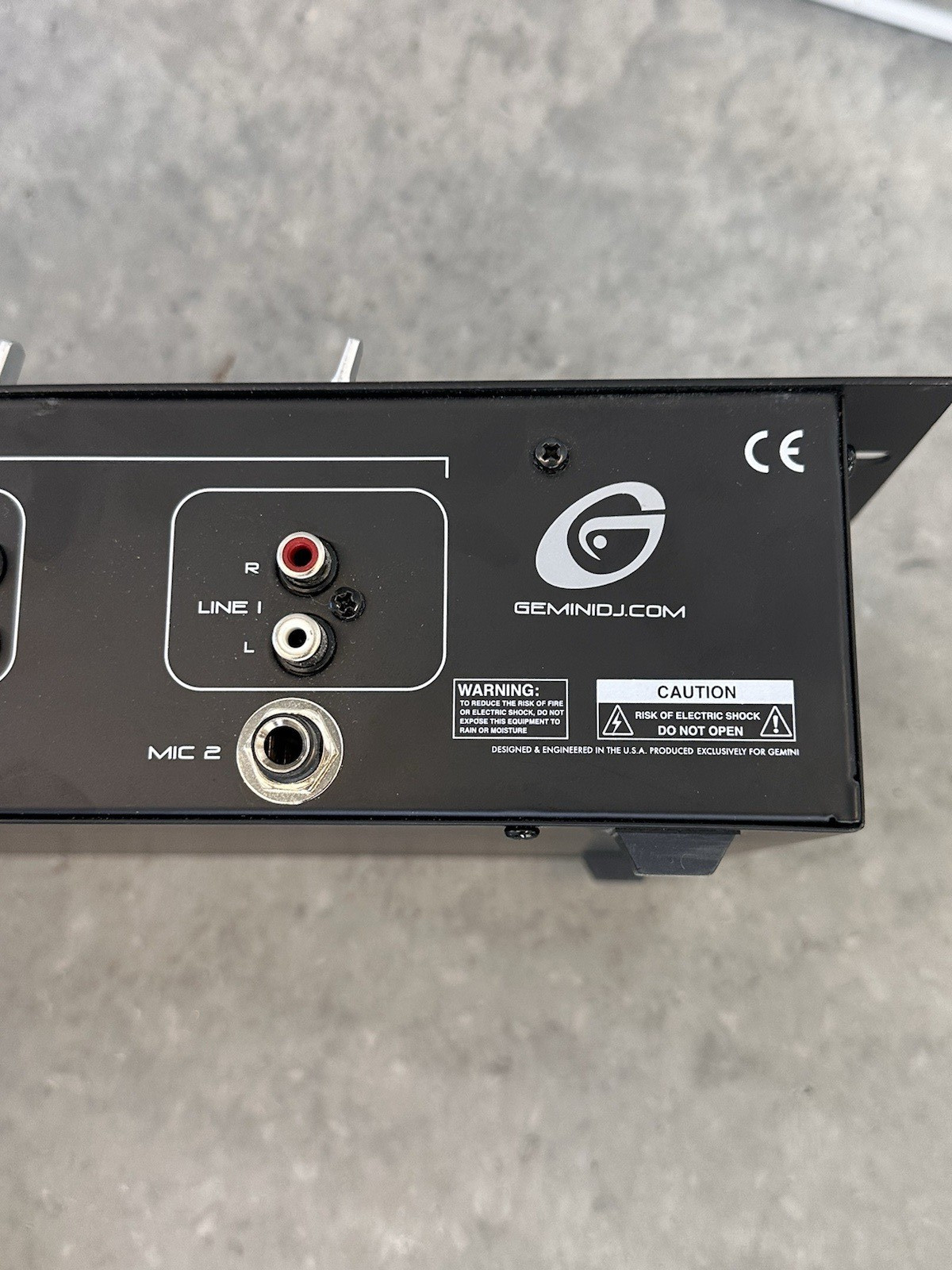Gemini MM-01 DJ mixer