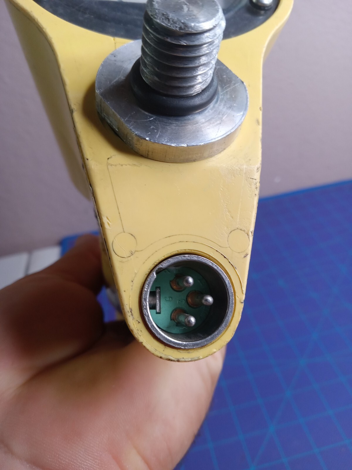 White Safety Line Voltage Detector (Bierer Analog Voltage Detector) UNTESTED