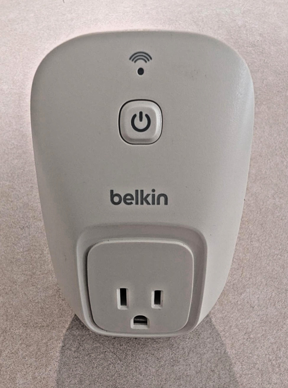 Belkin WeMo Insight Smart Switch WiFi Plug - A17