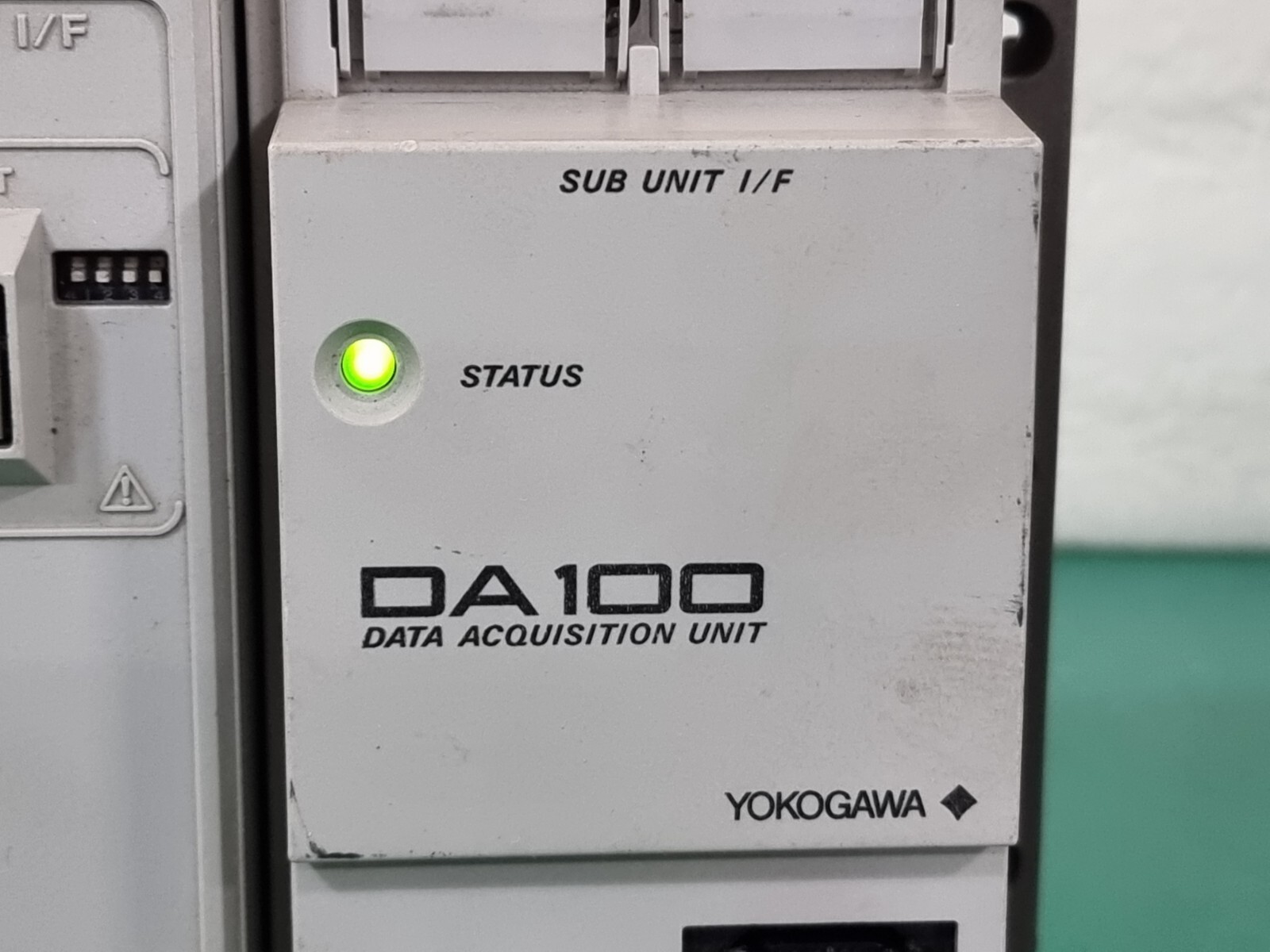 YOKOGAWA DA100 Data Acquisition Unit DA100-23-1F + DT300-41 ETHERNET Ethernet