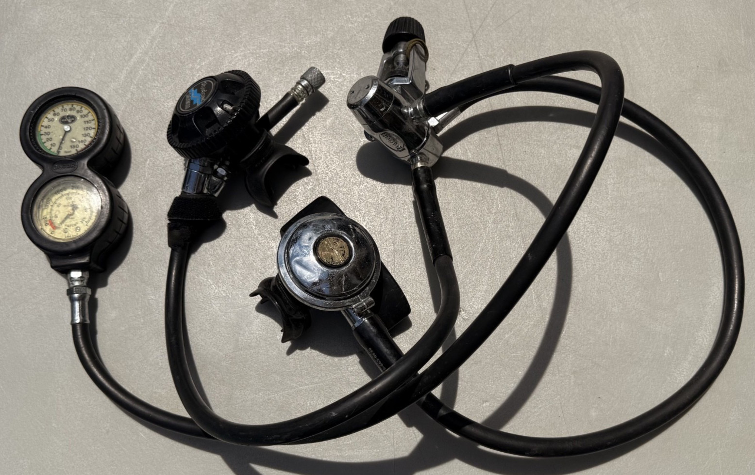 Dacor 900 ~ First Stage Scuba Regulator + Gauges and Sherwood Shadow 2nd Stage