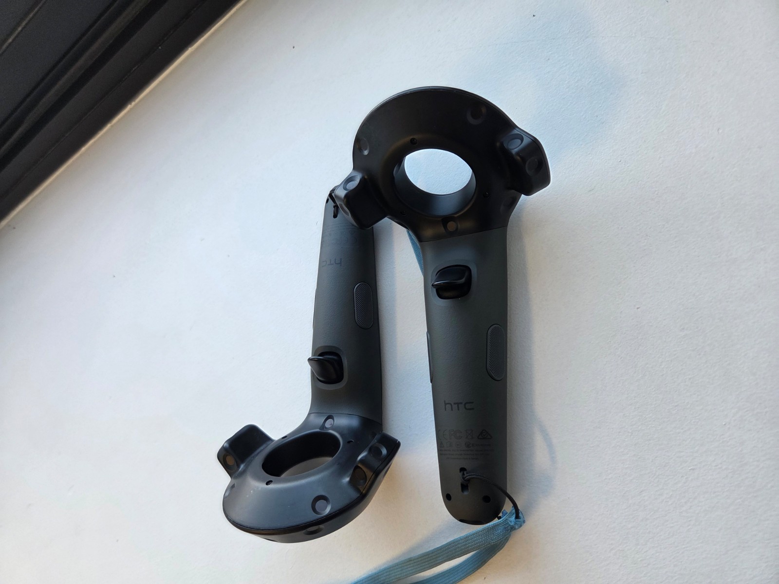 HTC Vive Virtual Reality VR Wand Controllers (GREAT CONDITION!)